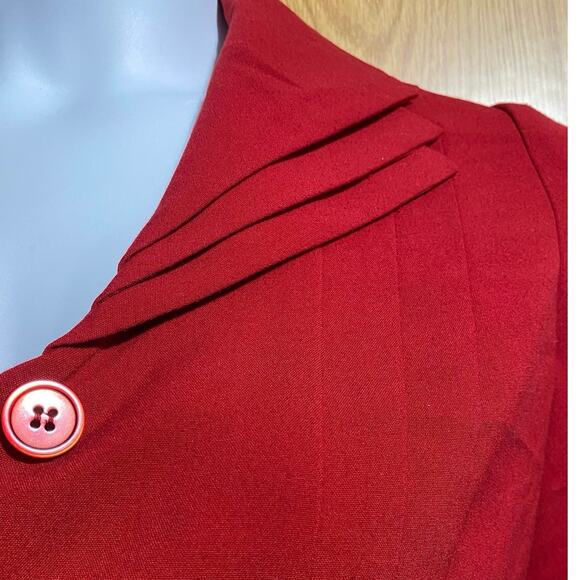 Danny & Nicole Red vintage pleated 4 button blazer - WOMEN'S 6P - Picture 5 of 6